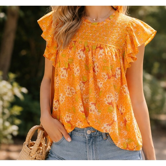 Maison d'Amelie Tops - Maison d'Amelie Blouse‎ Women's XSmall Orange Floral Blouse